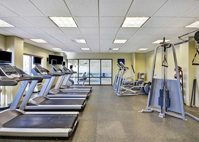 Hotel Hampton & Columbus-easton Area 3*