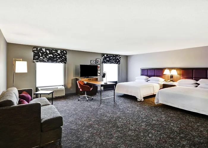 Hampton & Columbus-easton Area Hotel 3*