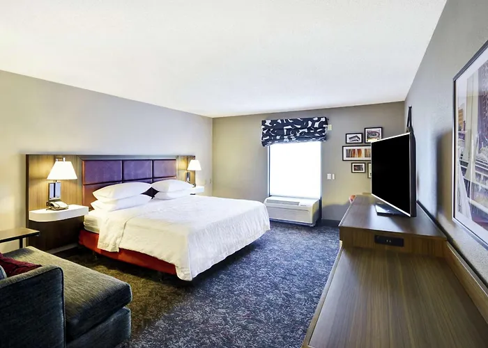 Hotel Hampton & Columbus-easton Area