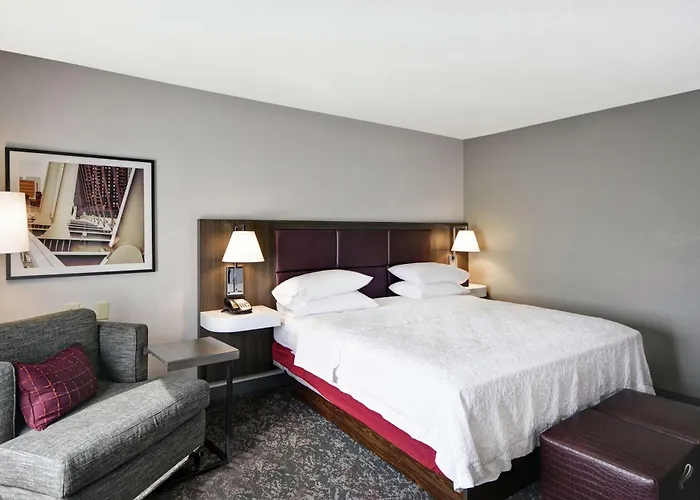 Hampton & Columbus-easton Area Hotel 3*