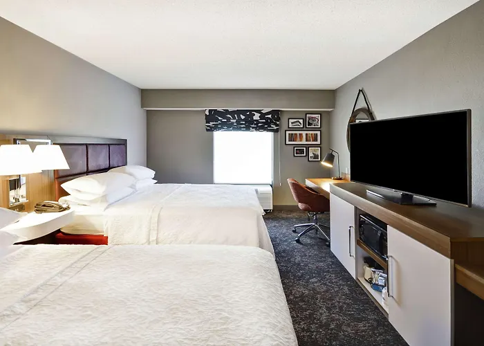Hampton & Columbus-easton Area Hotel 3*